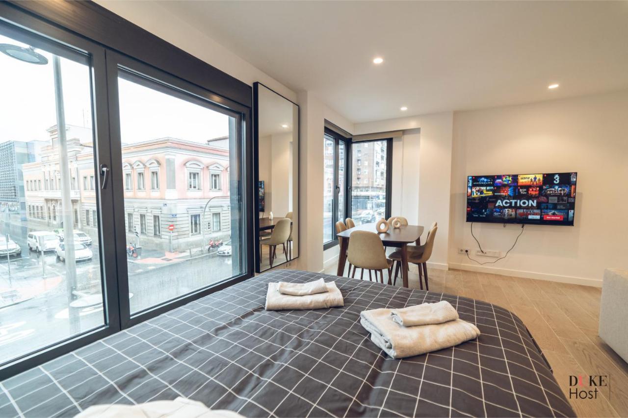 Castilla Luxury A Apartments Madrid Exterior foto